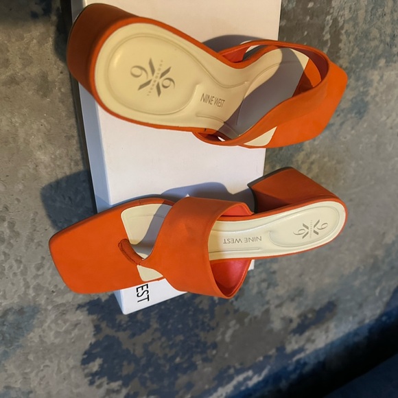 Nine West Vibrant Orange Block Heel Mules - Picture 3 of 4